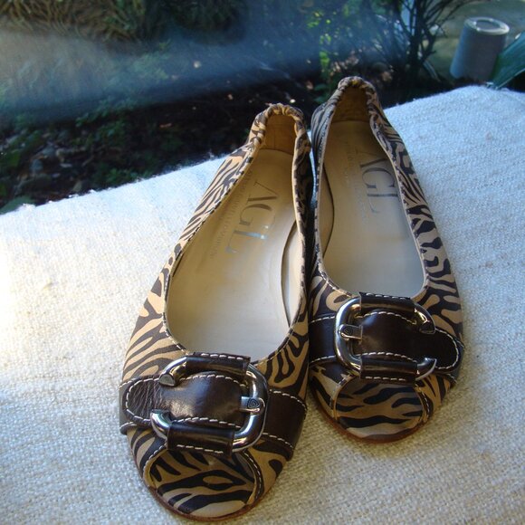 Agl Shoes - AGL Attilio Guisti  Italian animal print silver buckle peep toe flats, size 6.5